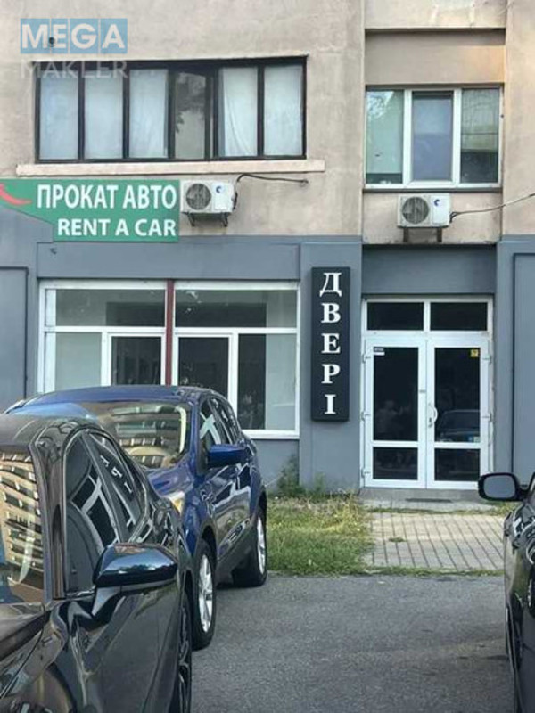 Оренда комерційної нерухомості, 70&nbsp;кв.м, <a class="location-link" href="/kiev/" title="Недвижимость Київ">Київ</a>, <a class="location-link" href="/kiev/pecherskij/" title="Недвижимость Печерський район">Печерський р-н</a>, Антоновича вул., 112 (изображение 4)