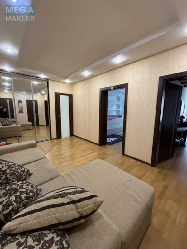 Продаж 2 кімнатної квартири (82,2/60/20), 20 пов. 25 пов. будинку, <a class="location-link" href="/kiev/" title="Недвижимость Київ">Київ</a>, <a class="location-link" href="/kiev/svyatoshinskij/" title="Недвижимость Святошинський район">Святошинський р-н</a>, Депутатська вул., 23А (изображение 4)