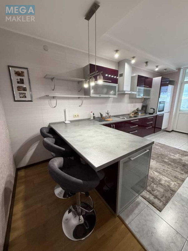 Продаж 2 кімнатної квартири (82,2/60/20), 20 пов. 25 пов. будинку, <a class="location-link" href="/kiev/" title="Недвижимость Київ">Київ</a>, <a class="location-link" href="/kiev/svyatoshinskij/" title="Недвижимость Святошинський район">Святошинський р-н</a>, Депутатська вул., 23А (изображение 6)