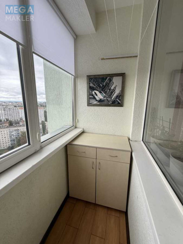 Продаж 2 кімнатної квартири (82,2/60/20), 20 пов. 25 пов. будинку, <a class="location-link" href="/kiev/" title="Недвижимость Київ">Київ</a>, <a class="location-link" href="/kiev/svyatoshinskij/" title="Недвижимость Святошинський район">Святошинський р-н</a>, Депутатська вул., 23А (изображение 11)