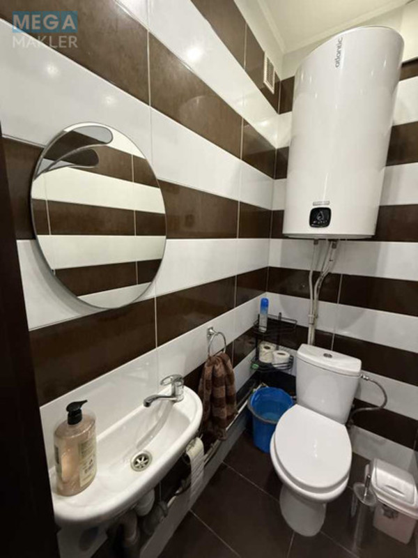 Продаж 2 кімнатної квартири (82,2/60/20), 20 пов. 25 пов. будинку, <a class="location-link" href="/kiev/" title="Недвижимость Київ">Київ</a>, <a class="location-link" href="/kiev/svyatoshinskij/" title="Недвижимость Святошинський район">Святошинський р-н</a>, Депутатська вул., 23А (изображение 23)