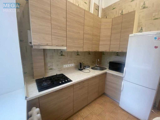 Оренда 1 кімнатної квартири, <a class="location-link" href="/kiev/" title="Недвижимость Київ">Київ</a>, <a class="location-link" href="/kiev/pecherskij/" title="Недвижимость Печерський район">Печерський р-н</a>, Басейна вул., 12 (изображение 6)