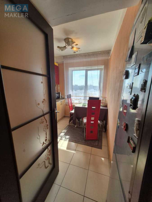 Продаж 1 кімнатної квартири (30/18/7), 7 пов. 9 пов. будинку, <a class="location-link" href="/kiev/" title="Недвижимость Київ">Київ</a>, <a class="location-link" href="/kiev/svyatoshinskij/" title="Недвижимость Святошинський район">Святошинський р-н</a>, Леся Курбаса просп., 10г (изображение 5)
