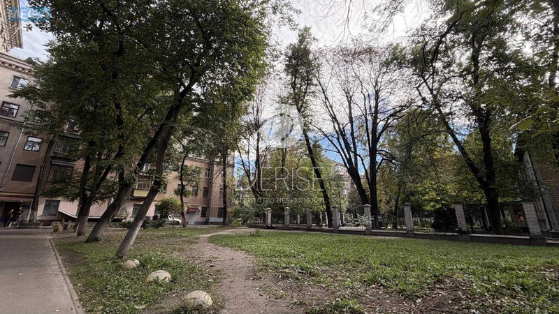 Продаж 3 кімнатної квартири (70/35/9), 2 пов. 5 пов. будинку, <a class="location-link" href="/kiev/" title="Недвижимость Київ">Київ</a>, <a class="location-link" href="/kiev/svyatoshinskij/" title="Недвижимость Святошинський район">Святошинський р-н</a>, Берестейський просп., 75/2 (изображение 14)
