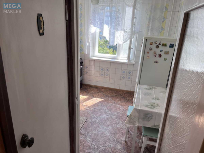 Оренда 2 кімнатної квартири, <a class="location-link" href="/kiev/" title="Недвижимость Київ">Київ</a>, <a class="location-link" href="/kiev/darnickij/" title="Недвижимость Дарницький район">Дарницький р-н</a>, Миколи Бажана просп., 7б (изображение 5)