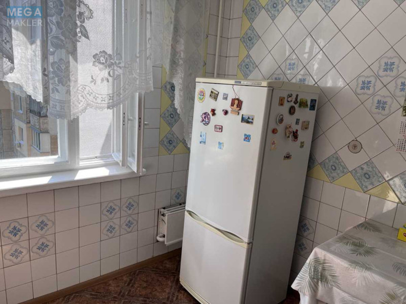 Оренда 2 кімнатної квартири, <a class="location-link" href="/kiev/" title="Недвижимость Київ">Київ</a>, <a class="location-link" href="/kiev/darnickij/" title="Недвижимость Дарницький район">Дарницький р-н</a>, Миколи Бажана просп., 7б (изображение 16)