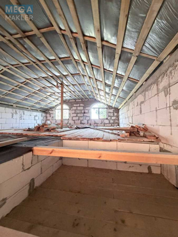 Продаж дома, 3&nbsp;поверху, 400&nbsp;кв.м, 3&nbsp;кімнати, ділянка 4&nbsp;сотки, <a class="location-link" href="/kiev/" title="Недвижимость Київ">Київ</a>, <a class="location-link" href="/kiev/desnyanskij/" title="Недвижимость Деснянський район">Деснянський р-н</a>, Броварський просп., 47а (изображение 12)