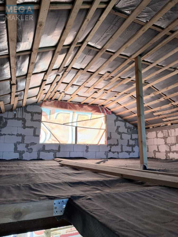 Продаж дома, 3&nbsp;поверху, 400&nbsp;кв.м, 3&nbsp;кімнати, ділянка 4&nbsp;сотки, <a class="location-link" href="/kiev/" title="Недвижимость Київ">Київ</a>, <a class="location-link" href="/kiev/desnyanskij/" title="Недвижимость Деснянський район">Деснянський р-н</a>, Броварський просп., 47а (изображение 13)