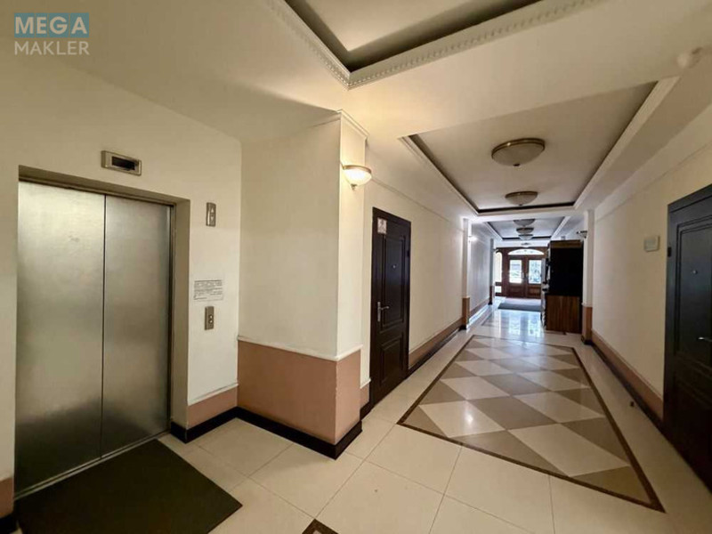 Продаж комерційної нерухомості, 142,70&nbsp;кв.м, под офис, <a class="location-link" href="/kiev/" title="Недвижимость Київ">Київ</a>, <a class="location-link" href="/kiev/shevchenkovskij/" title="Недвижимость Шевченківський район">Шевченківський р-н</a>, Глубочицкая ул., 40 (изображение 15)