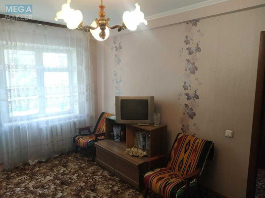 Продаж 1 кімнатної квартири (29/16/7), 3 пов. 5 пов. будинку, <a class="location-link" href="/kiev/" title="Недвижимость Київ">Київ</a>, <a class="location-link" href="/kiev/dneprovskij/" title="Недвижимость Дніпровський район">Дніпровський р-н</a>, Космічна вул., 5 (изображение 8)