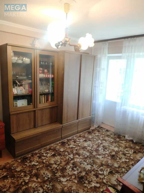 Продаж 1 кімнатної квартири (29/16/7), 3 пов. 5 пов. будинку, <a class="location-link" href="/kiev/" title="Недвижимость Київ">Київ</a>, <a class="location-link" href="/kiev/dneprovskij/" title="Недвижимость Дніпровський район">Дніпровський р-н</a>, Космічна вул., 5 (изображение 9)