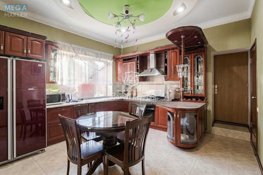 Продаж дома, 3&nbsp;поверху, 475&nbsp;кв.м, 7&nbsp;кімнат, ділянка 15&nbsp;соток, <a class="location-link" href="/gatnoe/" title="Недвижимость Гатне">Гатне</a>, Абрикосова вул., 15 (изображение 10)