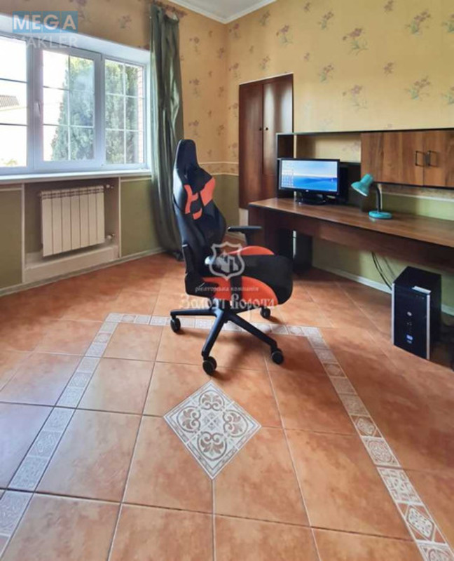 Продаж дома, 3&nbsp;поверху, 475&nbsp;кв.м, 7&nbsp;кімнат, ділянка 15&nbsp;соток, <a class="location-link" href="/gatnoe/" title="Недвижимость Гатне">Гатне</a>, Абрикосова вул., 15 (изображение 15)
