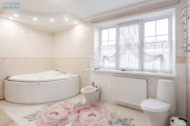 Продаж дома, 3&nbsp;поверху, 475&nbsp;кв.м, 7&nbsp;кімнат, ділянка 15&nbsp;соток, <a class="location-link" href="/gatnoe/" title="Недвижимость Гатне">Гатне</a>, Абрикосова вул., 15 (изображение 17)