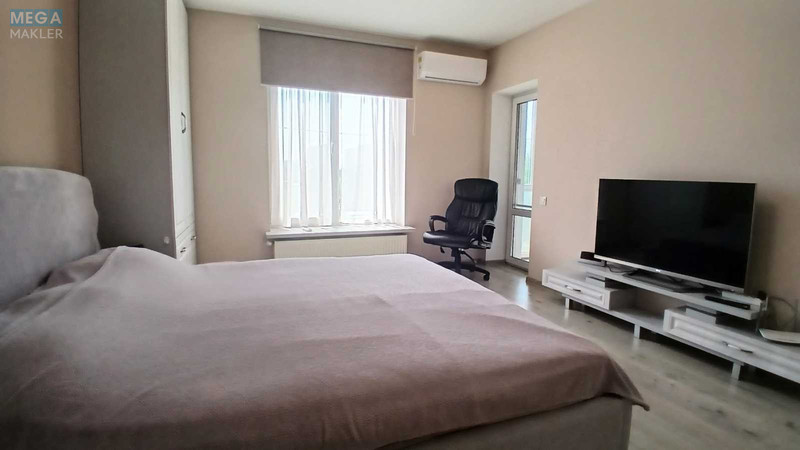 Продаж дома, 3&nbsp;поверху, 132&nbsp;кв.м, 4&nbsp;кімнати, ділянка 1,50&nbsp;сотка, <a class="location-link" href="/sofievskaya-borshagovka/" title="Недвижимость Софіївська Борщагівка">Софіївська Борщагівка</a>, Ярошівська, 44 (изображение 8)