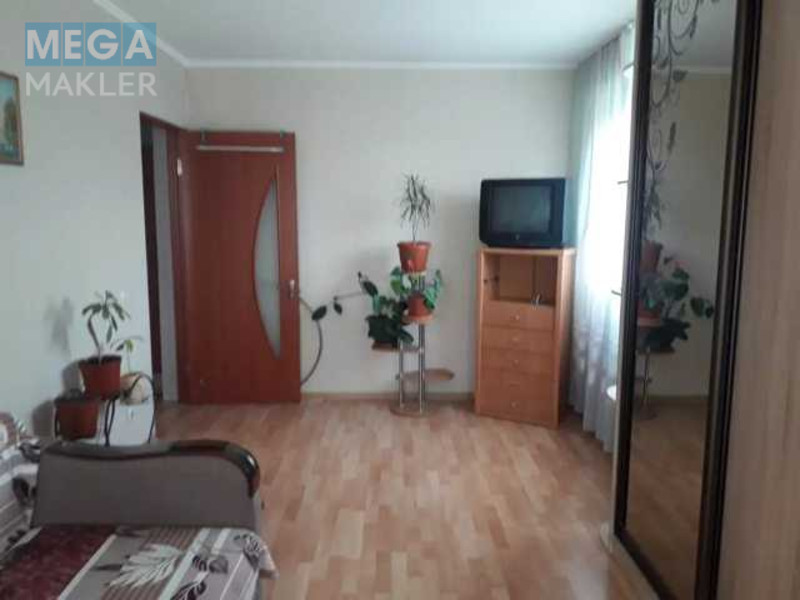 Оренда 2 кімнатної квартири, <a class="location-link" href="/kiev/" title="Недвижимость Київ">Київ</a>, <a class="location-link" href="/kiev/solomenskij/" title="Недвижимость Солом'янський район">Солом'янський р-н</a>, Ушинского ул., 18 (изображение 4)