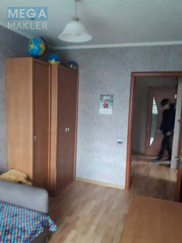 Оренда 2 кімнатної квартири, <a class="location-link" href="/kiev/" title="Недвижимость Київ">Київ</a>, <a class="location-link" href="/kiev/solomenskij/" title="Недвижимость Солом'янський район">Солом'янський р-н</a>, Ушинского ул., 18 (изображение 6)