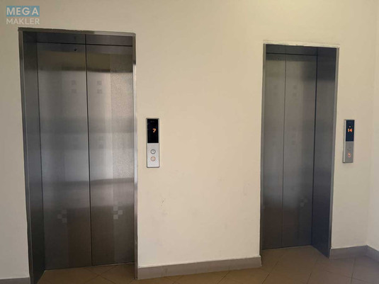 Продаж 2 кімнатної квартири (83/45/15), 15 пов. 18 пов. будинку, <a class="location-link" href="/kiev/" title="Недвижимость Київ">Київ</a>, <a class="location-link" href="/kiev/pecherskij/" title="Недвижимость Печерський район">Печерський р-н</a>, Євгена Коновальця вул., 36в (изображение 5)