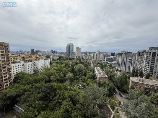 Продаж 2 кімнатної квартири (83/45/15), 15 пов. 18 пов. будинку, <a class="location-link" href="/kiev/" title="Недвижимость Київ">Київ</a>, <a class="location-link" href="/kiev/pecherskij/" title="Недвижимость Печерський район">Печерський р-н</a>, Євгена Коновальця вул., 36в (изображение 10)