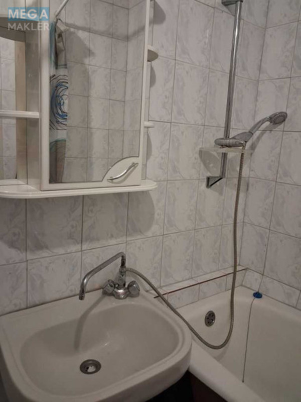 Продаж 2 кімнатної квартири (51,4/?/7,6), 4 пов. 9 пов. будинку, <a class="location-link" href="/kiev/" title="Недвижимость Київ">Київ</a>, <a class="location-link" href="/kiev/svyatoshinskij/" title="Недвижимость Святошинський район">Святошинський р-н</a>, Семашка вул., 17 (изображение 16)
