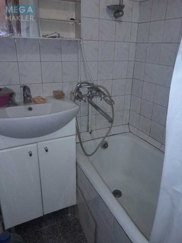 Оренда 2 кімнатної квартири, <a class="location-link" href="/kiev/" title="Недвижимость Київ">Київ</a>, <a class="location-link" href="/kiev/darnickij/" title="Недвижимость Дарницький район">Дарницький р-н</a>, Харківське шосе, 21 (изображение 3)