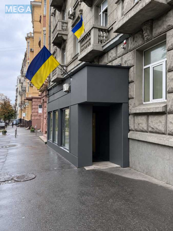 Оренда комерційної нерухомості, 66&nbsp;кв.м, <a class="location-link" href="/kiev/" title="Недвижимость Київ">Київ</a>, <a class="location-link" href="/kiev/shevchenkovskij/" title="Недвижимость Шевченківський район">Шевченківський р-н</a>, Саксаганского ул., 70Б (изображение 2)