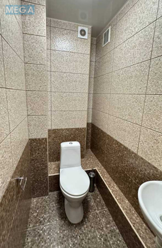 Оренда 2 кімнатної квартири, <a class="location-link" href="/kiev/" title="Недвижимость Київ">Київ</a>, <a class="location-link" href="/kiev/darnickij/" title="Недвижимость Дарницький район">Дарницький р-н</a>, Ревуцкого ул., 54 (изображение 7)