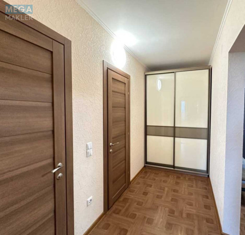 Оренда 2 кімнатної квартири, <a class="location-link" href="/kiev/" title="Недвижимость Київ">Київ</a>, <a class="location-link" href="/kiev/darnickij/" title="Недвижимость Дарницький район">Дарницький р-н</a>, Ревуцкого ул., 54 (изображение 8)
