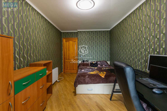 Продаж 4 кімнатної квартири (81,9/52/11), 7 пов. 9 пов. будинку, <a class="location-link" href="/kiev/" title="Недвижимость Київ">Київ</a>, <a class="location-link" href="/kiev/shevchenkovskij/" title="Недвижимость Шевченківський район">Шевченківський р-н</a>, Салютна вул., 4а (изображение 10)