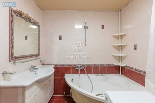 Продаж 4 кімнатної квартири (81,9/52/11), 7 пов. 9 пов. будинку, <a class="location-link" href="/kiev/" title="Недвижимость Київ">Київ</a>, <a class="location-link" href="/kiev/shevchenkovskij/" title="Недвижимость Шевченківський район">Шевченківський р-н</a>, Салютна вул., 4а (изображение 13)