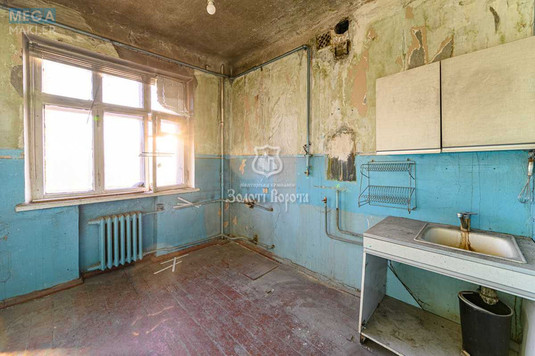 Продаж 1 кімнатної квартири (36,3/15,4/8,5), 5 пов. 5 пов. будинку, <a class="location-link" href="/kiev/" title="Недвижимость Київ">Київ</a>, <a class="location-link" href="/kiev/goloseevskij/" title="Недвижимость Голосіївський район">Голосіївський р-н</a>, Микільсько-Ботанічна вул., 7/9 (изображение 8)