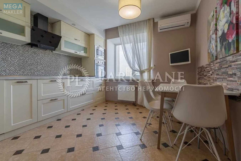 Продаж 3 кімнатної квартири (100/56/13), 10 пов. 18 пов. будинку, <a class="location-link" href="/kiev/" title="Недвижимость Київ">Київ</a>, <a class="location-link" href="/kiev/solomenskij/" title="Недвижимость Солом'янський район">Солом'янський р-н</a>, Гарматна вул., 38а (изображение 13)
