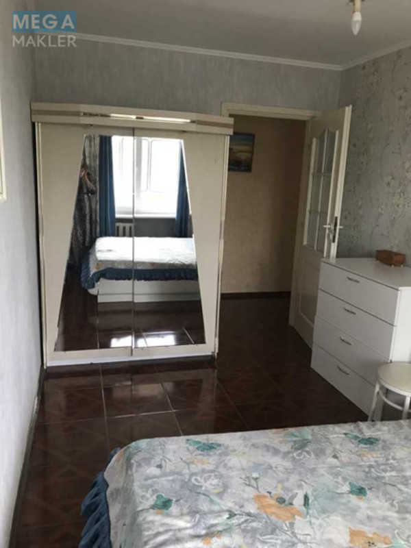 Оренда 3 кімнатної квартири, <a class="location-link" href="/kiev/" title="Недвижимость Київ">Київ</a>, <a class="location-link" href="/kiev/solomenskij/" title="Недвижимость Солом'янський район">Солом'янський р-н</a>, Єреванська вул., 32 (изображение 6)