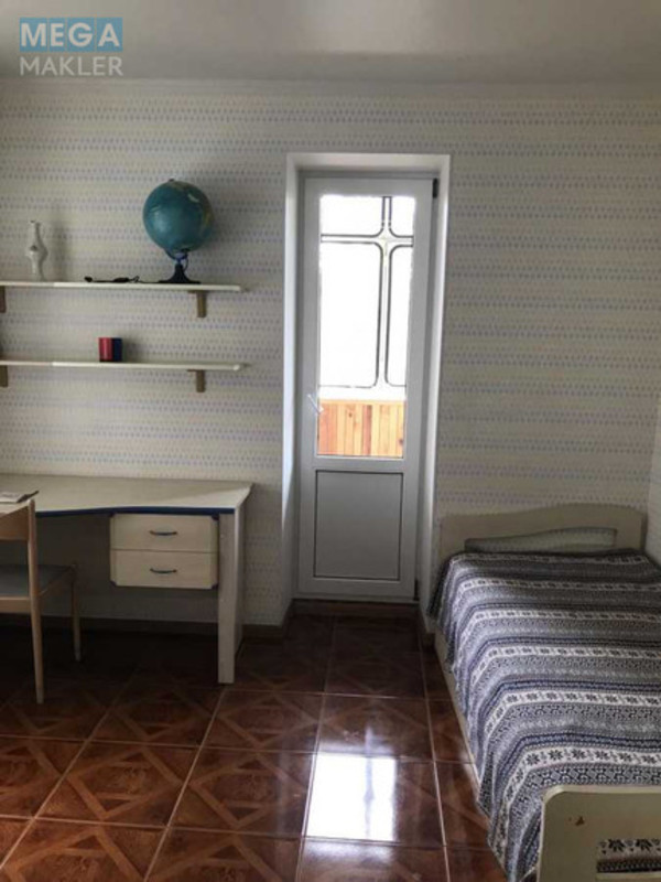 Оренда 3 кімнатної квартири, <a class="location-link" href="/kiev/" title="Недвижимость Київ">Київ</a>, <a class="location-link" href="/kiev/solomenskij/" title="Недвижимость Солом'янський район">Солом'янський р-н</a>, Єреванська вул., 32 (изображение 7)