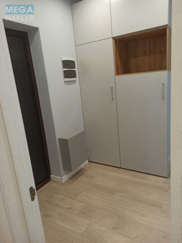 Оренда 2 кімнатної квартири, <a class="location-link" href="/kiev/" title="Недвижимость Київ">Київ</a>, <a class="location-link" href="/kiev/podolskij/" title="Недвижимость Подільський район">Подільський р-н</a>, Александра Олеся ул., 4А (изображение 8)