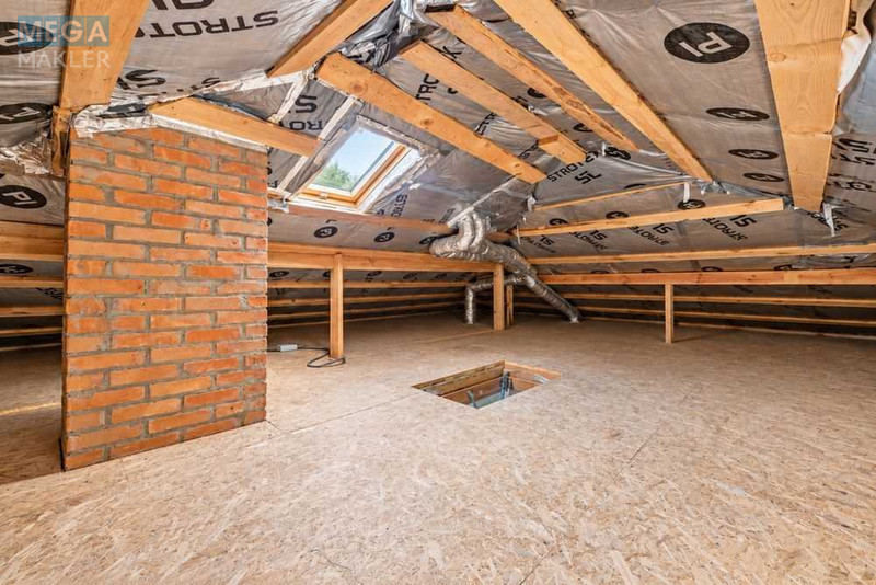 Продаж дома, 2&nbsp;поверху, 197&nbsp;кв.м, 4&nbsp;кімнати, ділянка 8&nbsp;соток, <a class="location-link" href="/belogorodka-selo-kv/" title="Недвижимость Білогородка">Білогородка</a>, Дружби (изображение 20)