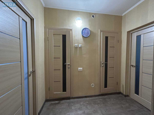 Продаж 3 кімнатної квартири (74,5/42/7,5), 1 пов. 10 пов. будинку, <a class="location-link" href="/kiev/" title="Недвижимость Київ">Київ</a>, <a class="location-link" href="/kiev/goloseevskij/" title="Недвижимость Голосіївський район">Голосіївський р-н</a>, Ломоносова ул., 8 (изображение 6)