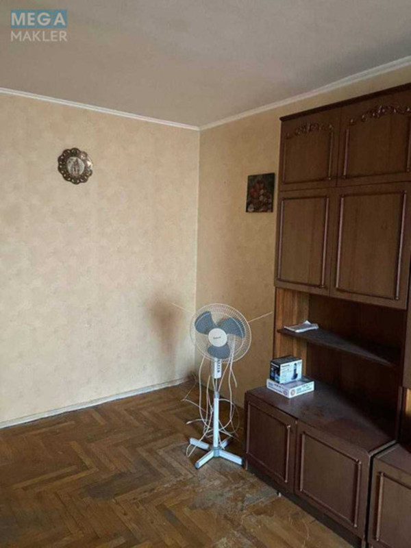 Продаж 1 кімнатної квартири (34/18/7), 7 пов. 9 пов. будинку, <a class="location-link" href="/kiev/" title="Недвижимость Київ">Київ</a>, <a class="location-link" href="/kiev/svyatoshinskij/" title="Недвижимость Святошинський район">Святошинський р-н</a>, Жолудєва вул., 1 (изображение 4)