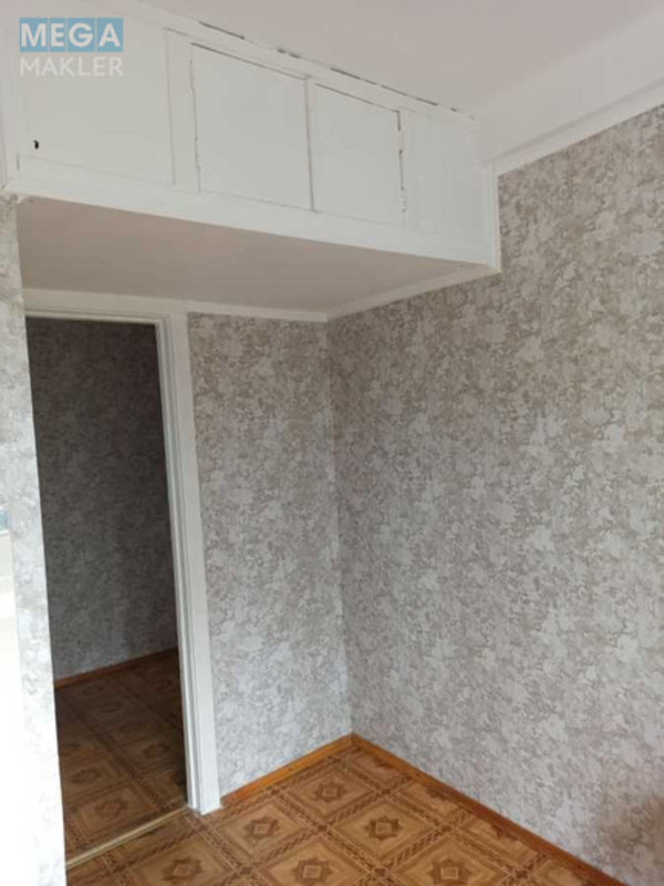 Продаж 1 кімнатної квартири (31,6/15/8), 5 пов. 5 пов. будинку, <a class="location-link" href="/kiev/" title="Недвижимость Київ">Київ</a>, <a class="location-link" href="/kiev/solomenskij/" title="Недвижимость Солом'янський район">Солом'янський р-н</a>, Тополева вул., 6 (изображение 13)