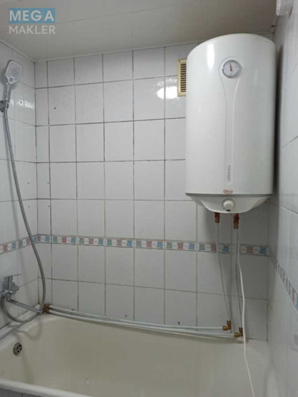 Продаж 1 кімнатної квартири (31,6/15/8), 5 пов. 5 пов. будинку, <a class="location-link" href="/kiev/" title="Недвижимость Київ">Київ</a>, <a class="location-link" href="/kiev/solomenskij/" title="Недвижимость Солом'янський район">Солом'янський р-н</a>, Тополева вул., 6 (изображение 18)