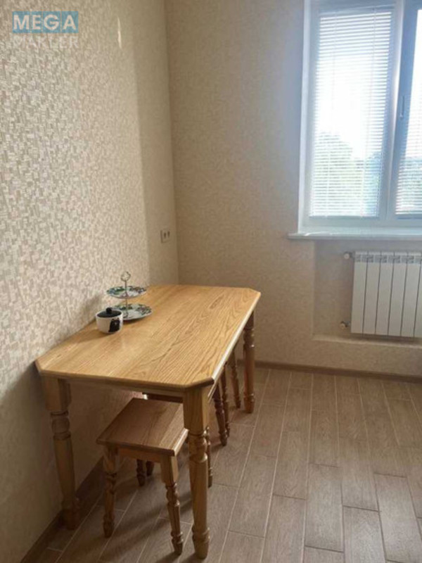 Продаж 2 кімнатної квартири (63/39/10), 3 пов. 4 пов. будинку, <a class="location-link" href="/rozhovka/" title="Недвижимость Рожівка">Рожівка</a>, Свободи, 41а (изображение 9)