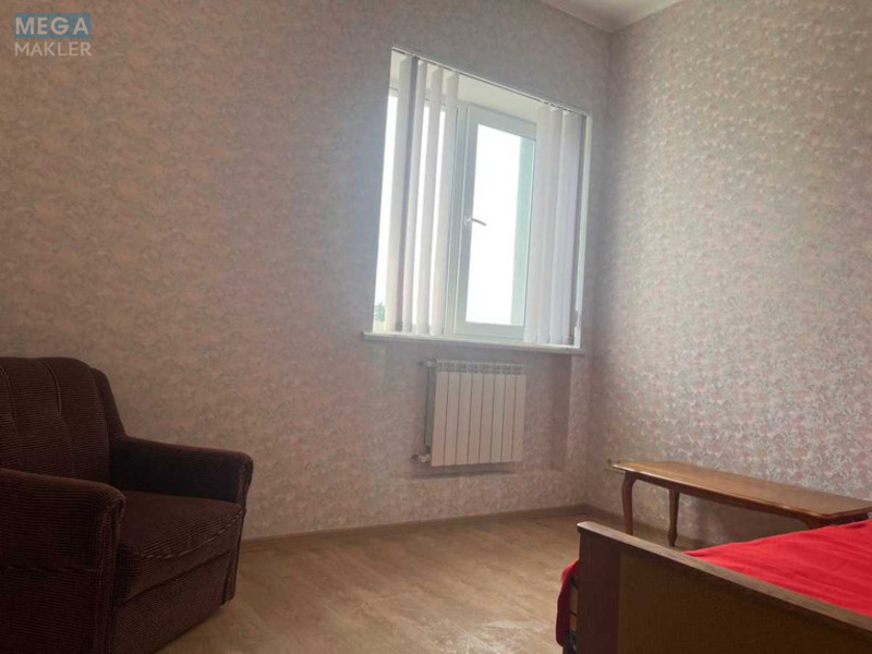 Продаж 2 кімнатної квартири (63/39/10), 3 пов. 4 пов. будинку, <a class="location-link" href="/rozhovka/" title="Недвижимость Рожівка">Рожівка</a>, Свободи, 41а (изображение 12)