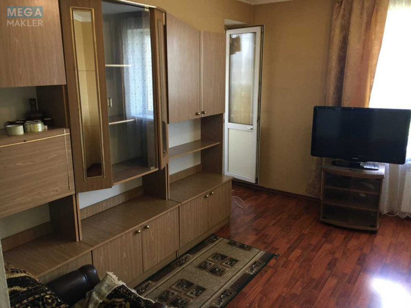 Оренда 2 кімнатної квартири, <a class="location-link" href="/kiev/" title="Недвижимость Київ">Київ</a>, <a class="location-link" href="/kiev/solomenskij/" title="Недвижимость Солом'янський район">Солом'янський р-н</a>, Новопольова вул., 97а (изображение 4)