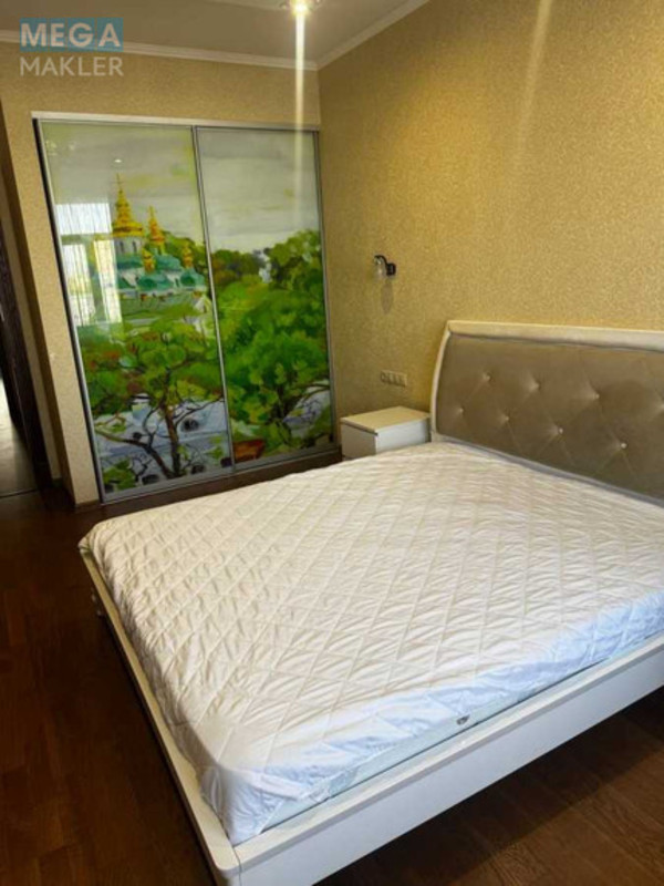 Оренда 3 кімнатної квартири, <a class="location-link" href="/kiev/" title="Недвижимость Київ">Київ</a>, <a class="location-link" href="/kiev/pecherskij/" title="Недвижимость Печерський район">Печерський р-н</a>, Євгена Коновальця вул., 36-В (изображение 4)