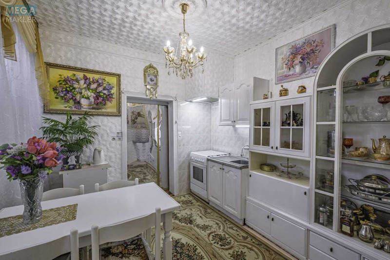 Продаж дома, 3&nbsp;поверху, 250&nbsp;кв.м, 5&nbsp;кімнат, ділянка 16&nbsp;соток, <a class="location-link" href="/bucha/" title="Недвижимость Буча">Буча</a>, Ново-Яблунська (изображение 9)