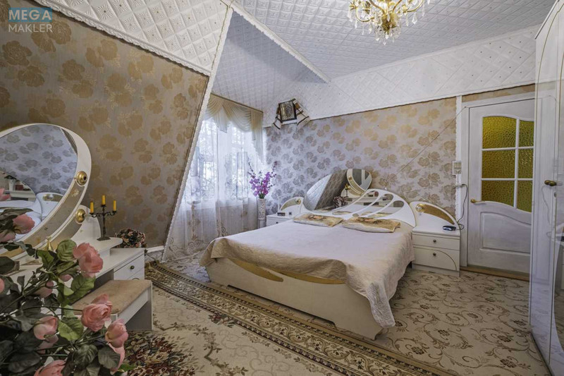 Продаж дома, 3&nbsp;поверху, 250&nbsp;кв.м, 5&nbsp;кімнат, ділянка 16&nbsp;соток, <a class="location-link" href="/bucha/" title="Недвижимость Буча">Буча</a>, Ново-Яблунська (изображение 17)