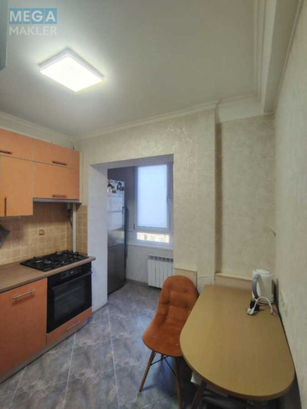 Продаж 1 кімнатної квартири (34/18/6), 6 пов. 9 пов. будинку, <a class="location-link" href="/kiev/" title="Недвижимость Київ">Київ</a>, <a class="location-link" href="/kiev/shevchenkovskij/" title="Недвижимость Шевченківський район">Шевченківський р-н</a>, Миколи Мурашка вул., 4а (изображение 3)