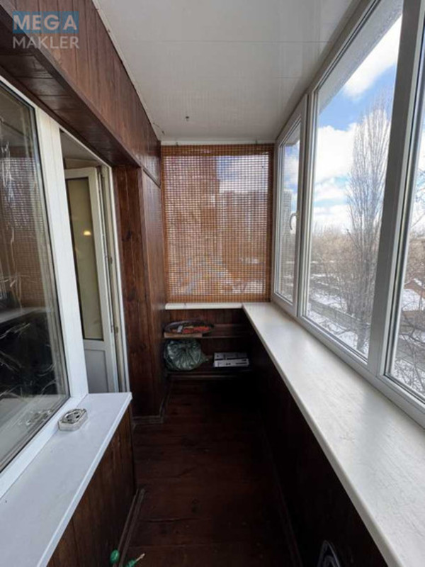 Продаж 3 кімнатної квартири (72/41/8), 5 пов. 9 пов. будинку, <a class="location-link" href="/kiev/" title="Недвижимость Київ">Київ</a>, <a class="location-link" href="/kiev/goloseevskij/" title="Недвижимость Голосіївський район">Голосіївський р-н</a>, Ломоносова ул., 24 (изображение 6)