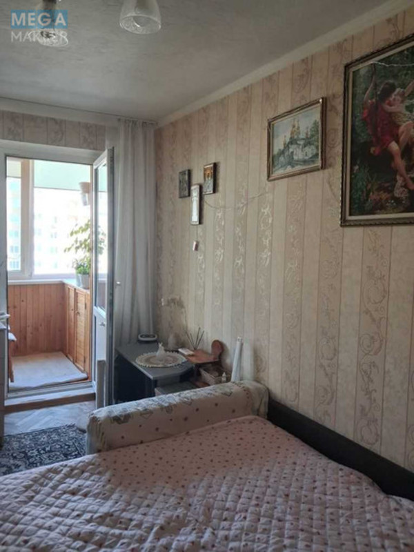 Продаж 2 кімнатної квартири (50/27/6), 9 пов. 9 пов. будинку, <a class="location-link" href="/kiev/" title="Недвижимость Київ">Київ</a>, <a class="location-link" href="/kiev/solomenskij/" title="Недвижимость Солом'янський район">Солом'янський р-н</a>, Дністровська вул., 17 (изображение 4)