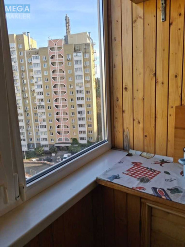 Продаж 2 кімнатної квартири (50/27/6), 9 пов. 9 пов. будинку, <a class="location-link" href="/kiev/" title="Недвижимость Київ">Київ</a>, <a class="location-link" href="/kiev/solomenskij/" title="Недвижимость Солом'янський район">Солом'янський р-н</a>, Дністровська вул., 17 (изображение 5)